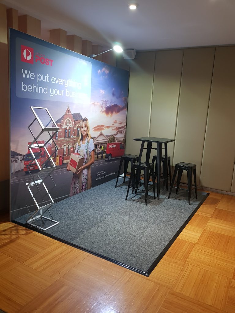 LED Arm light – Expo booth | Exhibition & Display Services